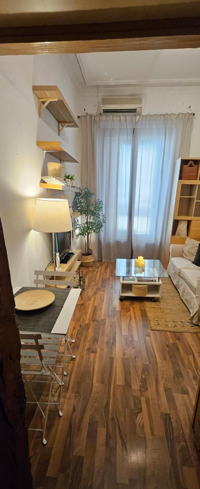 Pequeno Apartamento En El Centro De Мадрид Екстериор снимка